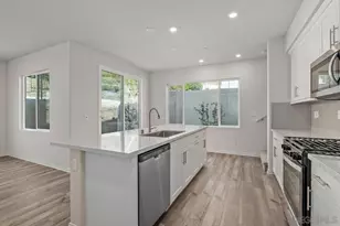 1523 Wingwood, Vista, CA 92083 - Photo 4