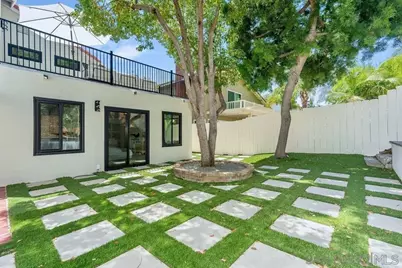  248 Avenida De Los Claveles, Encinitas, CA 92024 - Photo 18