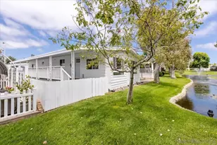 7219 San Benito St, Carlsbad, CA 92011 - Photo 1