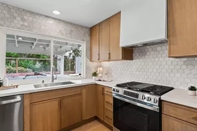  11425 Tribuna Avenue, San Diego, CA 92131 - Photo 12