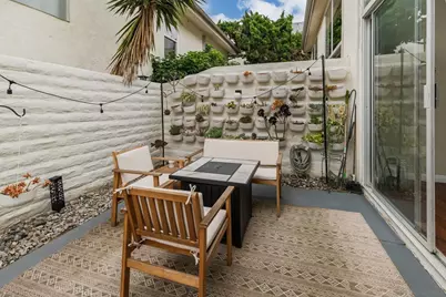 2544 Navarra Dr #4, Carlsbad, CA 92009 - Photo 28