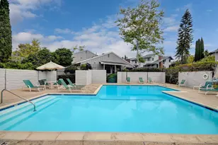 8087 Caminito Mallorca, La Jolla, CA 92037 - Photo 30
