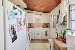 2125-27 Ebers, San Diego, CA 92107 - Photo 12