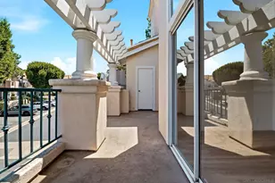 7225 Calabria Ct, San Diego, CA 92122 - Photo 8