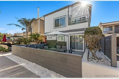  813-15 Isthmus Court, San Diego, CA 92109 - Photo 10