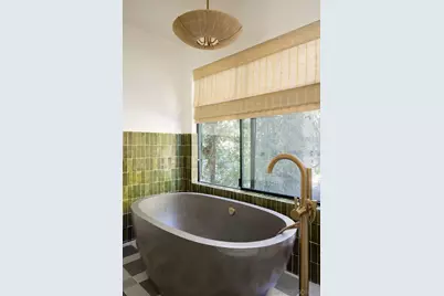 17335 Via Del Bravo, Rancho Santa Fe, CA 92067 - Photo 22