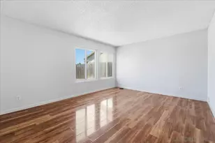 8737 Jade Coast Dr, San Diego, CA 92126 - Photo 4