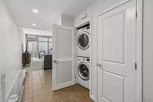 206 Park Blvd, San Diego, CA 92101 - Photo 22