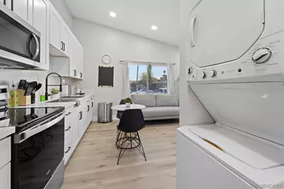  3023 E 10th St, National City, CA 91950 - Photo 10