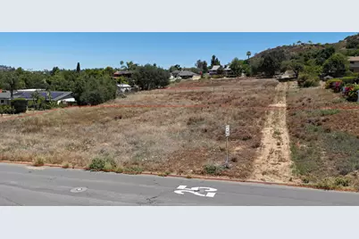  14444 Twin Peaks Rd, Poway, CA 92064 - Photo 2