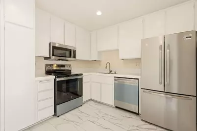  9289 Village Glen Dr. #118, San Diego, CA 92123 - Photo 6