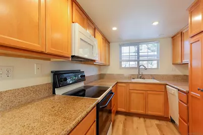  23391 La Crescenta #Unit B, Mission Viejo, CA 92691 - Photo 12
