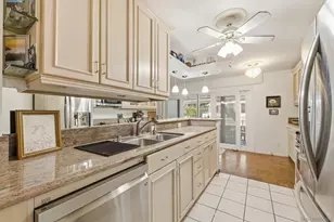 2364 Torrey Pines Rd, La Jolla, CA 92037 - Photo 10