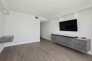 500 W Harbor, San Diego, CA 92101 - Photo 22
