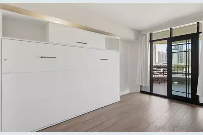  500 W Harbor #905, San Diego, CA 92101 - Photo 30