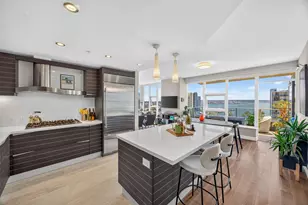 1325 Pacific, San Diego, CA 92101 - Photo 1