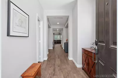  4670 Meadow Dr, Carlsbad, CA 92010 - Photo 4
