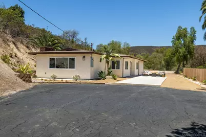  11710 Oak Creek Dr, Lakeside, CA 92040 - Photo 1