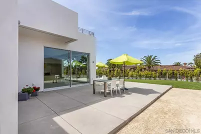  8665 Glenwick Ln, La Jolla, CA 92037 - Photo 4