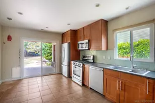 3378 N Mountain View Dr, San Diego, CA 92116 - Photo 12