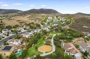 546 Calle Capistrano, San Marcos, CA 92069 - Photo 48