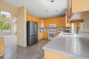 546 Calle Capistrano, San Marcos, CA 92069 - Photo 10
