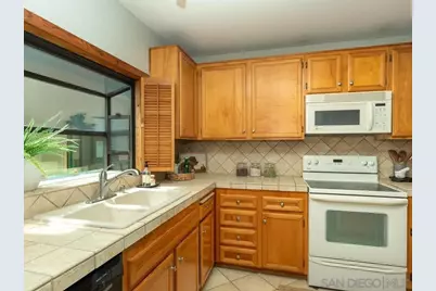  917 Torrance #19, San Diego, CA 92103 - Photo 12