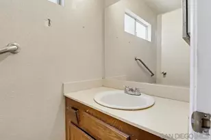 1572 Antoine Dr, San Diego, CA 92139 - Photo 18