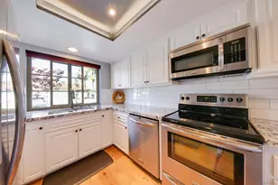 6854 Maple Leaf Dr, Carlsbad, CA 92011 - Photo 10