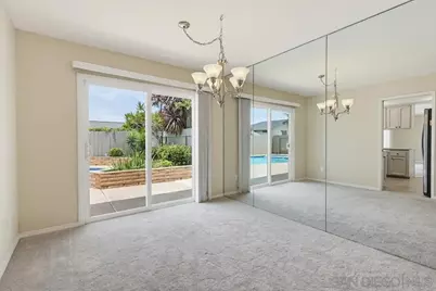  6245 Hannon Ct, San Diego, CA 92117 - Photo 8
