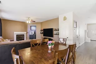 27568 Campana Cir, Temecula, CA 92591 - Photo 10