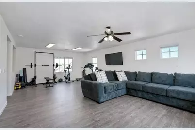  31989 Harden St, Menifee, CA 92584 - Photo 14