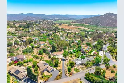  2650 Sunset Hills, Escondido, CA 92025 - Photo 4