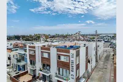  711 Island Ct #B, San Diego, CA 92109 - Photo 2