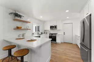 2665 Luna, San Diego, CA 92117 - Photo 10