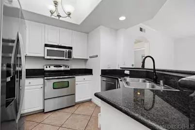  9263 Regents Rd #B108, La Jolla, CA 92037 - Photo 8