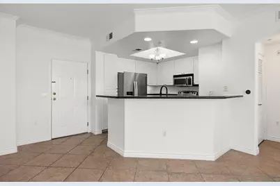  9263 Regents Rd #B108, La Jolla, CA 92037 - Photo 4