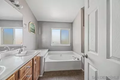  38748 Via Cantata, Temecula, CA 92592 - Photo 44