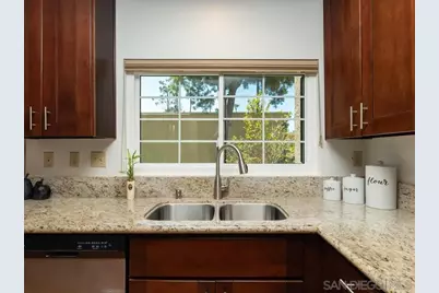  7301 Calle De Fuentes, Carlsbad, CA 92009 - Photo 10
