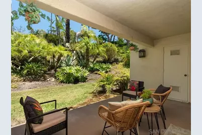  7301 Calle De Fuentes, Carlsbad, CA 92009 - Photo 6
