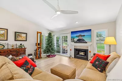  960 Concord Ct., Vista, CA 92081 - Photo 6