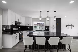 10385 Cheviot, San Diego, CA 92126 - Photo 2