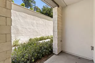 2820 Avella Cir, San Diego, CA 92108 - Photo 20