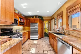 4965 Marlborough Dr, San Diego, CA 92116 - Photo 10