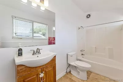  741 Magarian Rd, Fallbrook, CA 92028 - Photo 18
