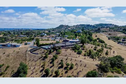  4986 San Jacinto Circle East, Fallbrook, CA 92028 - Photo 52