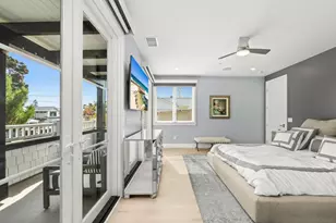 1004 F Ave, Coronado, CA 92118 - Photo 20