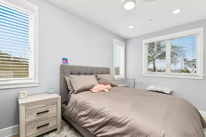  1004 F Ave, Coronado, CA 92118 - Photo 18