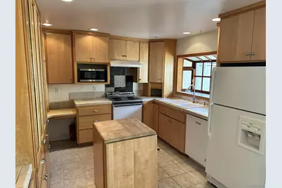  7700 Parkway Drive #44, La Mesa, CA 91942 - Photo 2