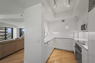  100 Harbor Drive #906, San Diego, CA 92101 - Photo 16